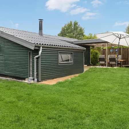Holiday home Amazing In With Kitchen